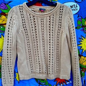 8S3.  Vince Camuto sweater (women’s)